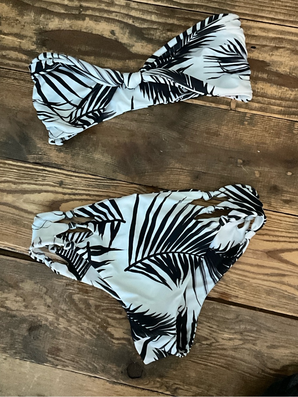 Mikoh Black and White Palm Print Bandeau Bikini Set Med Bottom Small Top